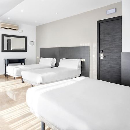 Hotel Victoria Valdemoro Εξωτερικό φωτογραφία
