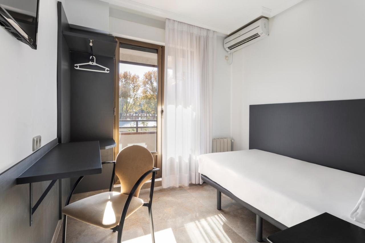 Hotel Victoria Valdemoro Εξωτερικό φωτογραφία