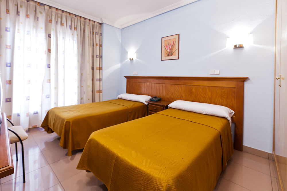 Hotel Victoria Valdemoro Εξωτερικό φωτογραφία