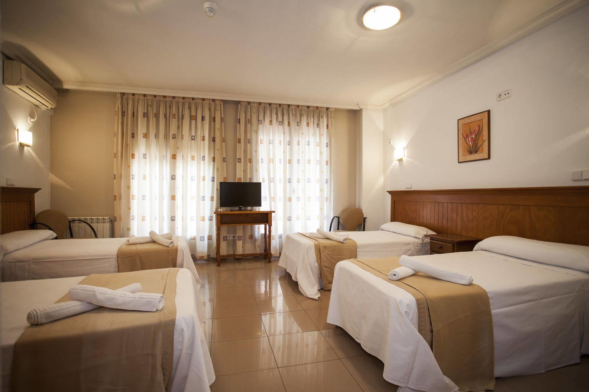 Hotel Victoria Valdemoro Εξωτερικό φωτογραφία