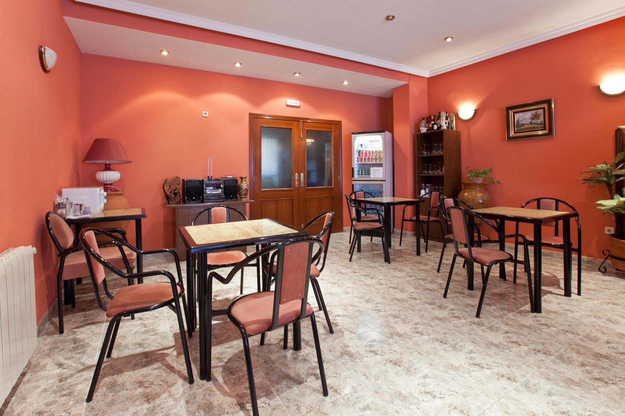 Hotel Victoria Valdemoro Εξωτερικό φωτογραφία